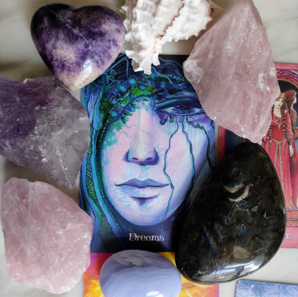 divine feminine tarot card reading, Universal Love Oracle, twin flame, goddess circles