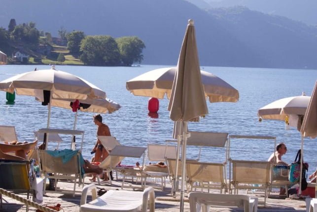 luci sull lago lago d'orta italy